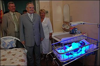 16 июня 2006 г. Барнаул   Открытие отделения реанимации и интенсивной терапии Роддома №2