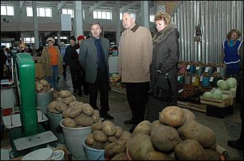 22 ноября 2006 г., Барнаул   Выездное совещание по организации работы «Крытого рынка»