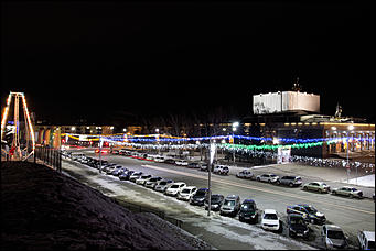 9 декабря 2015 г    Предновогодний Барнаул: как украшают столицу Алтайского края