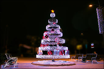 9 декабря 2015 г    Предновогодний Барнаул: как украшают столицу Алтайского края