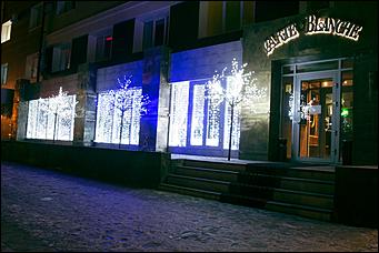 9 декабря 2015 г    Предновогодний Барнаул: как украшают столицу Алтайского края