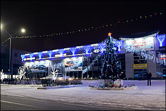 9 декабря 2015 г    Предновогодний Барнаул: как украшают столицу Алтайского края