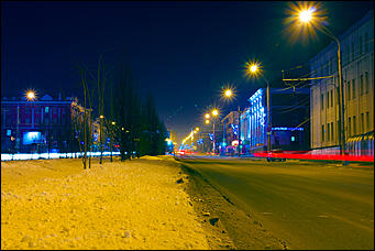 9 декабря 2015 г    Предновогодний Барнаул: как украшают столицу Алтайского края
