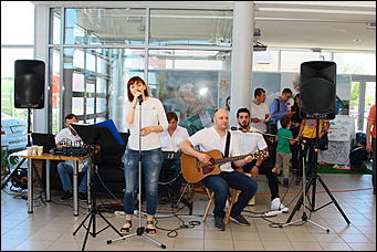 4 июня. 2017 г. Барнаул   Масштабный и дерзкий: семейный кроссовер Kodiaq презентовали в Барнауле