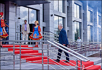 20 июль 2016 г., Барнаул   Красная дорожка и премьера фильма с Андреем Мерзликиным: как прошло открытие Шукшинского кинофестиваля?