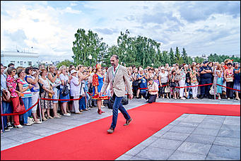 20 июль 2016 г., Барнаул   Красная дорожка и премьера фильма с Андреем Мерзликиным: как прошло открытие Шукшинского кинофестиваля?