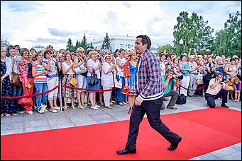 20 июль 2016 г., Барнаул   Красная дорожка и премьера фильма с Андреем Мерзликиным: как прошло открытие Шукшинского кинофестиваля?