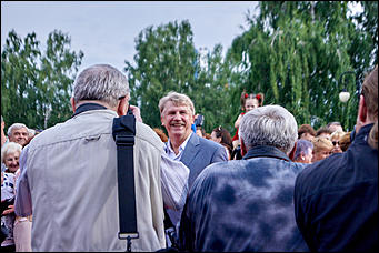 20 июль 2016 г., Барнаул   Красная дорожка и премьера фильма с Андреем Мерзликиным: как прошло открытие Шукшинского кинофестиваля?