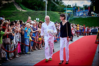 20 июль 2016 г., Барнаул   Красная дорожка и премьера фильма с Андреем Мерзликиным: как прошло открытие Шукшинского кинофестиваля?