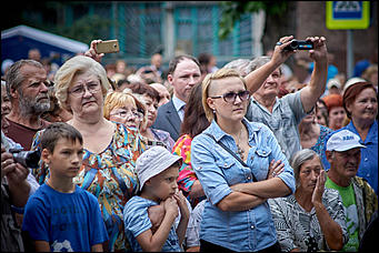 19 июль 2016 г., Барнаул   Шукшинские дни на Алтае: как прошло открытие и кто из знаменитых гостей приехал? Фоторепортаж