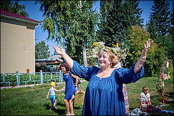 23 июля, село Сростки    Жара и модная шляпка Светличной. Как закрывали Шукшинский кинофестиваль?