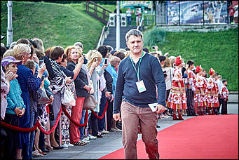 19 июль 2017 г., Барнаул   Сукачев, Котенев и Яковлева: смотрим, кто еще прошелся по красной дорожке "Шукшинского кинофестиваля"