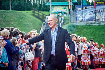 19 июль 2017 г., Барнаул   Сукачев, Котенев и Яковлева: смотрим, кто еще прошелся по красной дорожке "Шукшинского кинофестиваля"