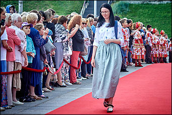 19 июль 2017 г., Барнаул   Сукачев, Котенев и Яковлева: смотрим, кто еще прошелся по красной дорожке "Шукшинского кинофестиваля"