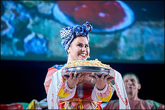 19 июль 2017 г., Барнаул   Сукачев, Котенев и Яковлева: смотрим, кто еще прошелся по красной дорожке "Шукшинского кинофестиваля"