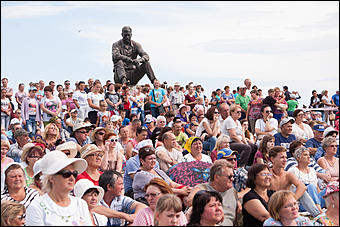 24 июль 2017 г.,с. Сростки   22 июля на горе Пикет в Сростках прошел Всероссийский Шукшинский фестиваль 