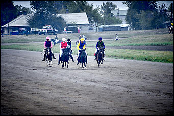 21 сентябрь 2015 г., Барнаул    В Барнауле прошли скачки "Grand-Prix Радио Монте-Карло"