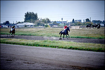 21 сентябрь 2015 г., Барнаул    В Барнауле прошли скачки "Grand-Prix Радио Монте-Карло"