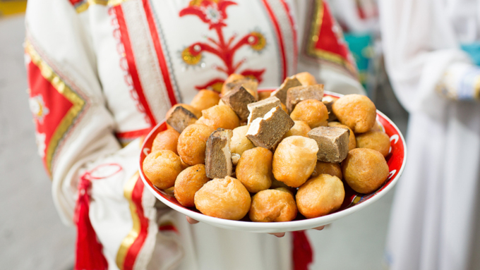 8 ноября 2018   Этнокультура и шаманы: как прошло открытие филиала дилерского центра Scania "АлтайСкан" в Бийске