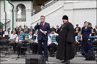 Екатерина Шевырева 24.05.2017   Песни, дети, храм. Как в Барнауле отметили День славянской письменности
