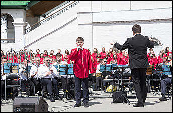 Екатерина Шевырева 24.05.2017   Песни, дети, храм. Как в Барнауле отметили День славянской письменности