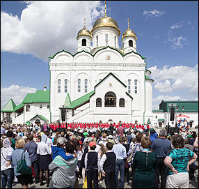 Екатерина Шевырева 24.05.2017   Песни, дети, храм. Как в Барнауле отметили День славянской письменности