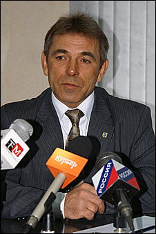 27 марта 2007 г., Барнаул   Выездное совещание городской администрации на Барнаульской ТЭЦ-2