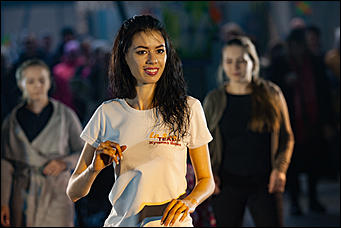 12 декабрь 2016 г., Барнаул © Амител Вячеслав Мельников   "Танцевальная сиеста". На ярмарке ВДНХ прошел праздник танца