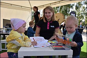 18 сентябрь 2015 г., Барнаул Праздник «Tele2 зажигает свет мобильных перемен» в Барнауле