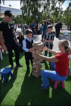 18 сентябрь 2015 г., Барнаул Праздник «Tele2 зажигает свет мобильных перемен» в Барнауле