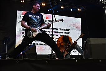 18 сентябрь 2015 г., Барнаул Праздник «Tele2 зажигает свет мобильных перемен» в Барнауле