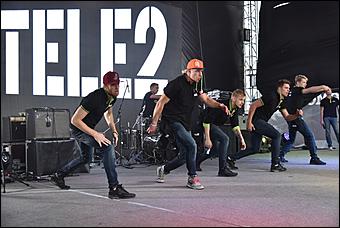 18 сентябрь 2015 г., Барнаул Праздник «Tele2 зажигает свет мобильных перемен» в Барнауле