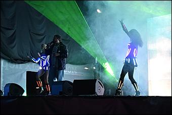 18 сентябрь 2015 г., Барнаул Праздник «Tele2 зажигает свет мобильных перемен» в Барнауле