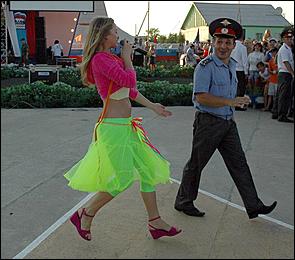 30 июля 2006 г., с. Шелаболиха   Концерт группы "Тутси"