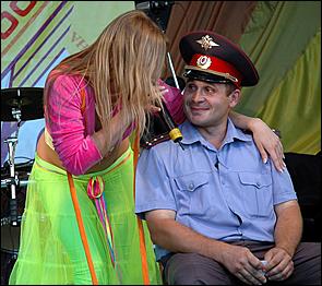 30 июля 2006 г., с. Шелаболиха   Концерт группы "Тутси"