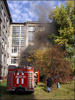 27 сентября 2006 г., Барнаул   Пожарно-тактические учения в главном корпусе АлтГТУ