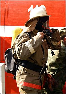 27 сентября 2006 г., Барнаул   Пожарно-тактические учения в главном корпусе АлтГТУ