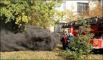 27 сентября 2006 г., Барнаул   Пожарно-тактические учения в главном корпусе АлтГТУ