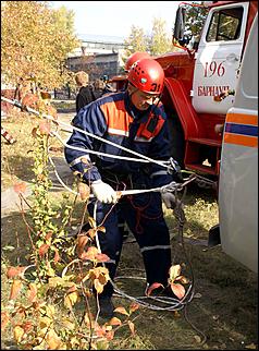 27 сентября 2006 г., Барнаул   Пожарно-тактические учения в главном корпусе АлтГТУ