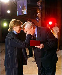 3 октября 2006 г., Барнаул   Вручение первого именного знака “Почетный учитель Барнаула"