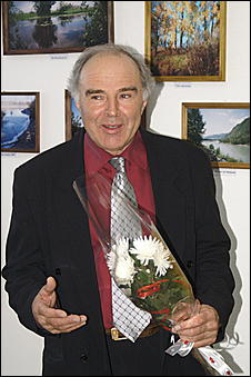 15 февраля 2007 г., Барнаул   В Барнауле открылась фотовыставка "Березовые песни", посвященная 70-летию Алтайского края