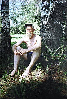 15 февраля 2007 г., Барнаул   В Барнауле открылась фотовыставка "Березовые песни", посвященная 70-летию Алтайского края