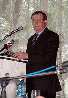 2 июня 2006 г. с. Ребриха   <P>Выездное заседание АРО ПП "Единая Россия"</P>