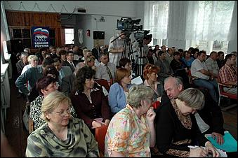 2 июня 2006 г. с. Ребриха   <P>Выездное заседание АРО ПП "Единая Россия"</P>