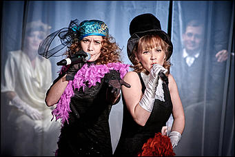 2 февраль 2017 г., Барнаул   Сатира и жизнь: как прошла премьера спектакля "Чертова закуска" в Молодежном театре Алтая