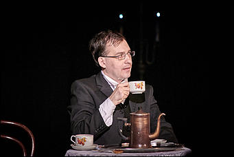 2 февраль 2017 г., Барнаул   Сатира и жизнь: как прошла премьера спектакля "Чертова закуска" в Молодежном театре Алтая