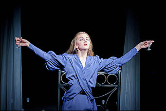 2 февраль 2017 г., Барнаул   Сатира и жизнь: как прошла премьера спектакля "Чертова закуска" в Молодежном театре Алтая