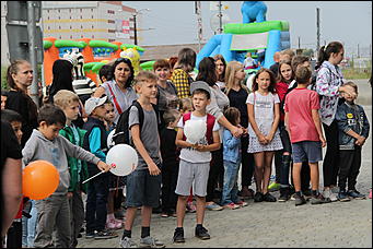 25 августа 2018 года   Барнаульцы радостно встретили новую "Зарю"