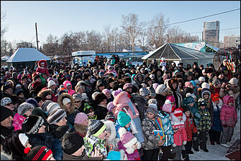 Самая долгожданная свадьба 2016 года   В Барнауле прошла первая свадьба в мире среди макак. Как это было? Смотрим фоторепортаж с места событий. 
