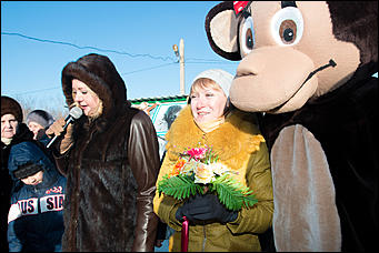Самая долгожданная свадьба 2016 года   В Барнауле прошла первая свадьба в мире среди макак. Как это было? Смотрим фоторепортаж с места событий. 